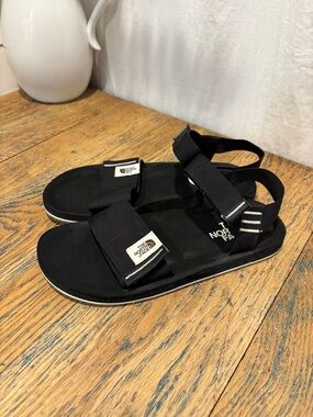 THE NORTH FACE Women’s Black Sport Sandals Size 10
